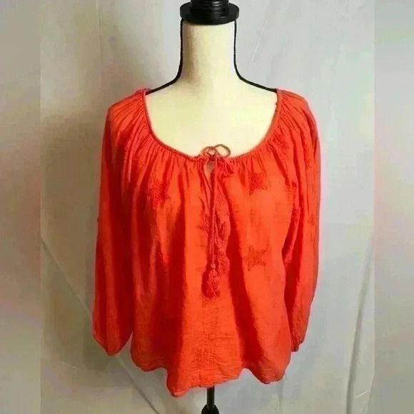 Tops - Red with embroidered Stars Lightweight Shirt (Size XL)